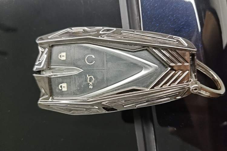 Used CHANGAN UNI-V 2022 1.5T Prestige Version Vehicle Key