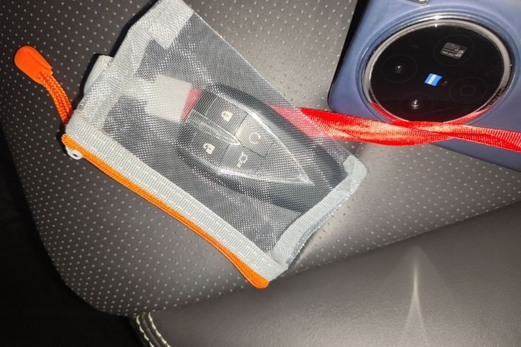 Used CHANGAN UNI-V 2022 1.5T Sport Edition Vehicle Key