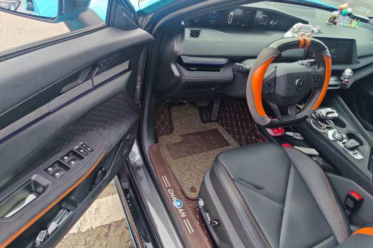 Used CHANGAN UNI-V 2022 1.5T Sport Edition Driver Seat