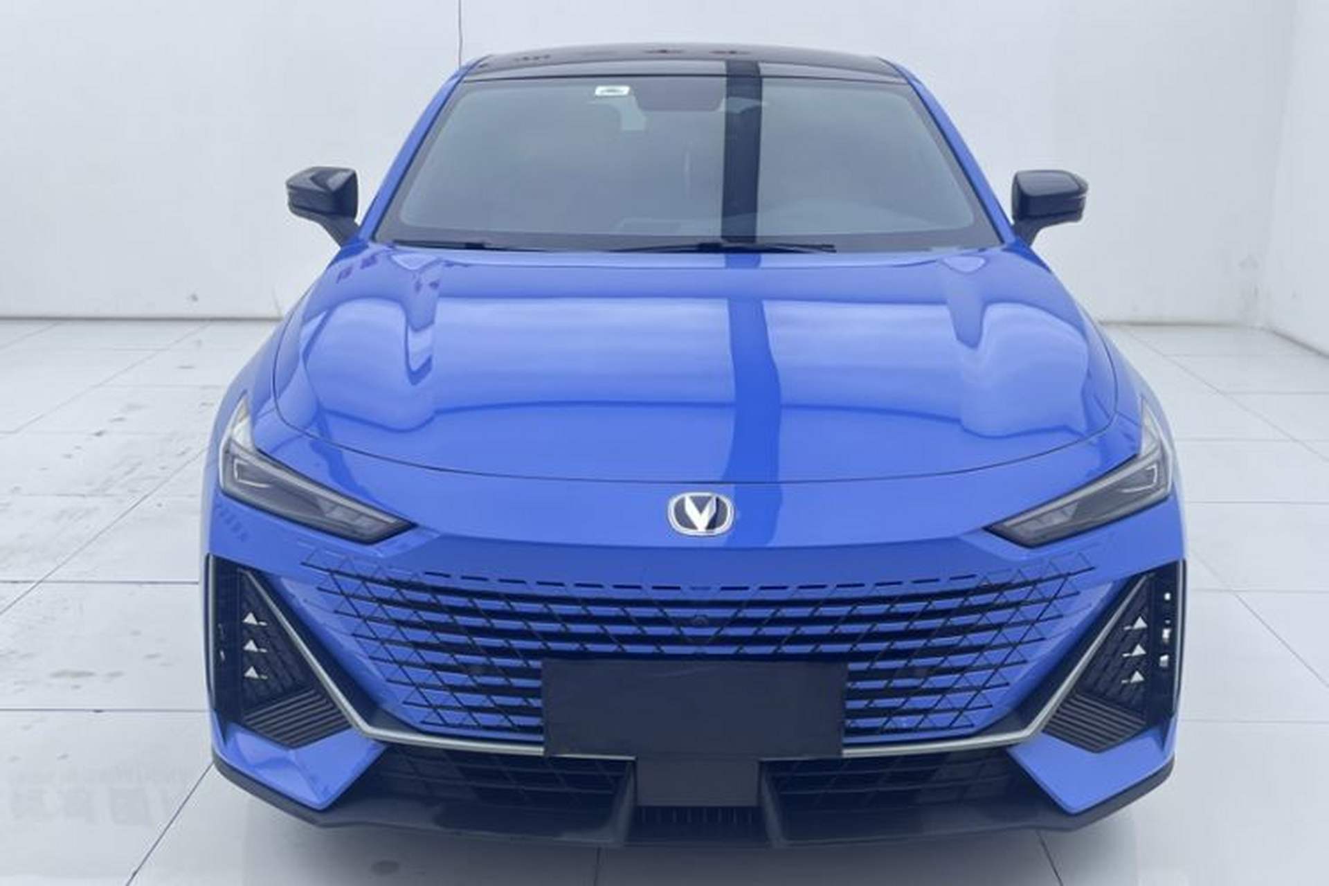 Used CHANGAN UNI-V 2022 1.5T Prestige Version Exterior 1