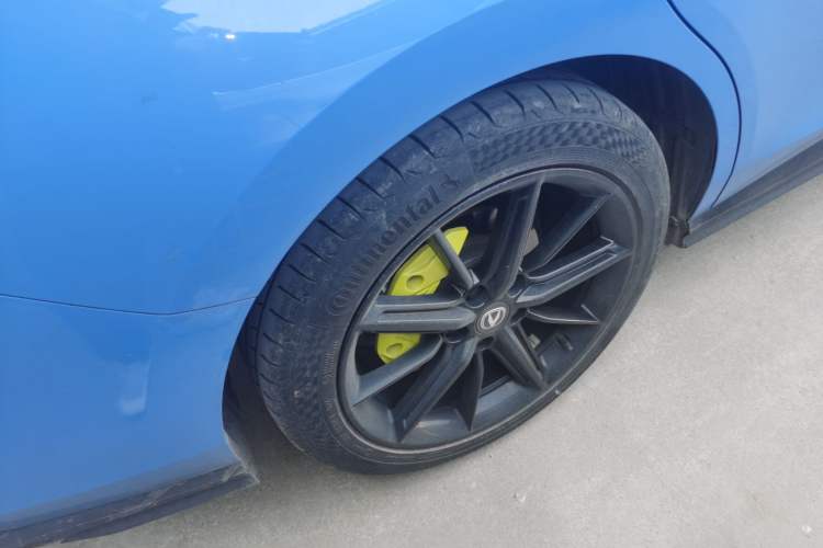 Used CHANGAN UNI-V 2022 1.5T Prestige Version Exterior 5