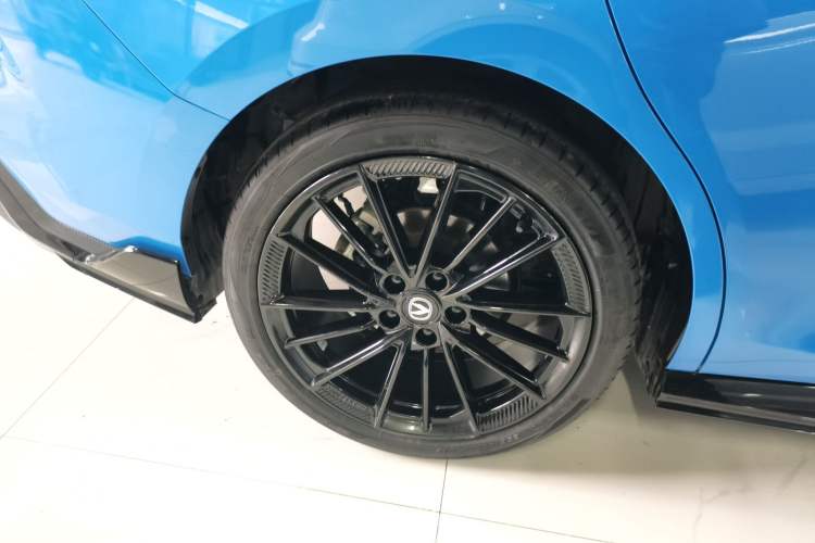 Used CHANGAN UNI-V 2022 1.5T Sport Edition Exterior 8