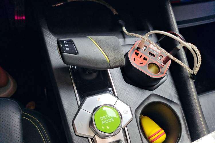 Used CHANGAN UNI-V 2022 1.5T Sport Edition Gear Lever