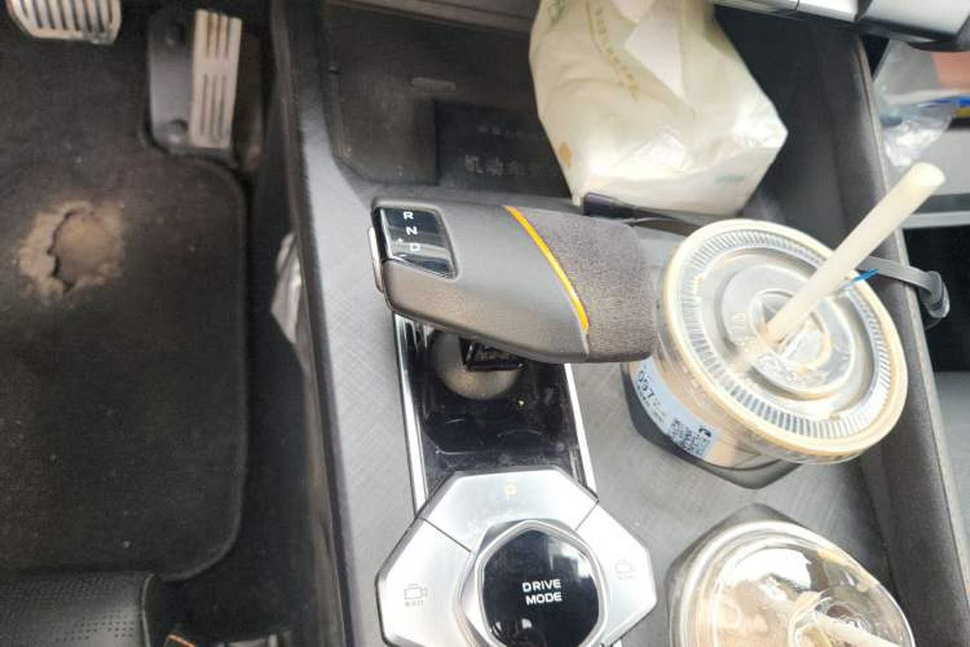 Used CHANGAN UNI-V 2022 2.0T Leading-Speed Edition Gear Lever