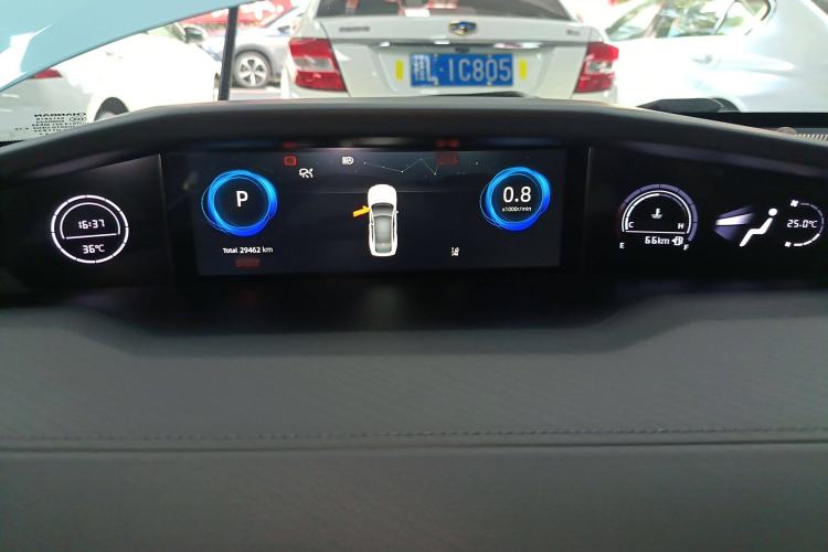 Used CHANGAN UNI-V 2022 1.5T Smart Navigation Version Instrument Cluster