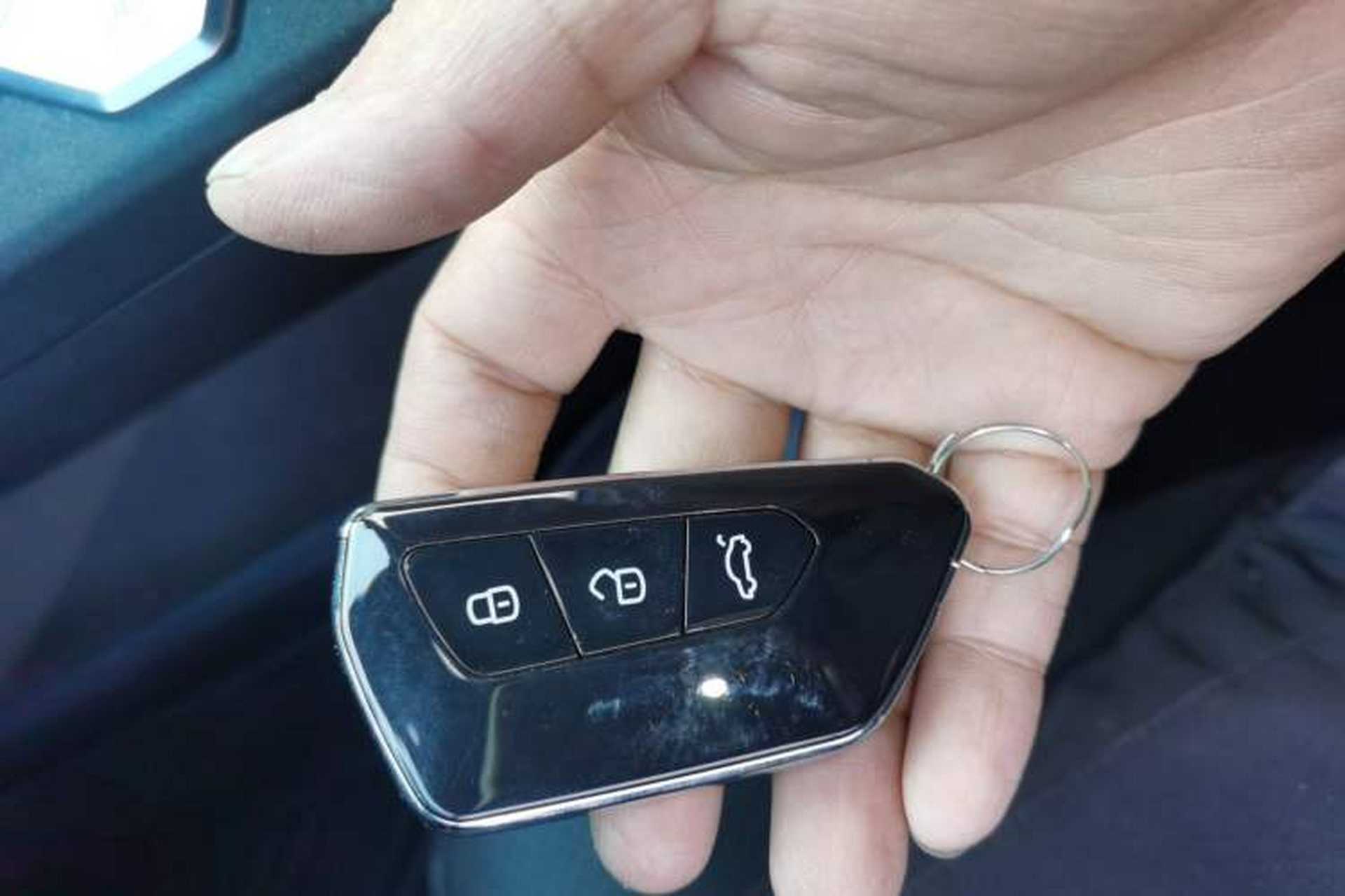 Used CHANGAN UNI-V 2022 1.5T Prestige Version Interior 1