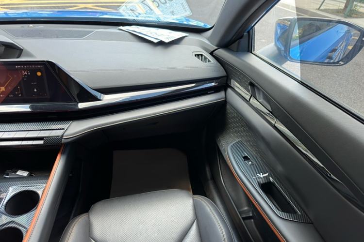 Used CHANGAN UNI-V 2022 1.5T Prestige Version Interior 6