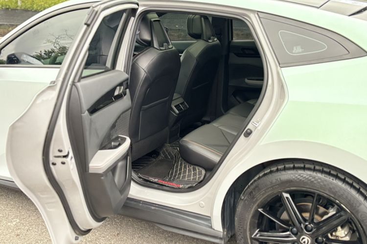 Used CHANGAN UNI-V 2022 1.5T Prestige Version Interior 8