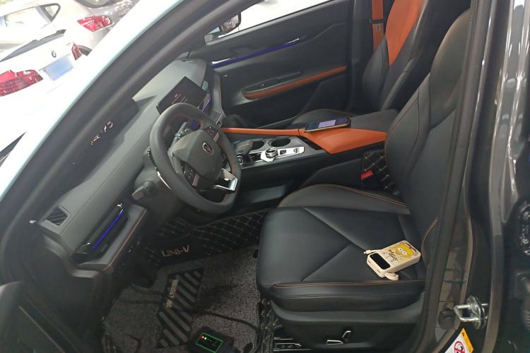 Used CHANGAN UNI-V 2022 1.5T Smart Navigation Version Left Front Seat