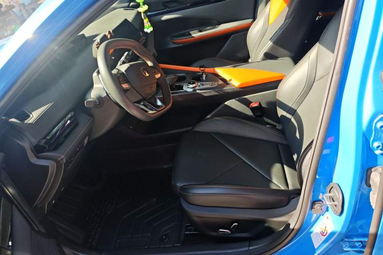 Used CHANGAN UNI-V 2022 1.5T Prestige Version Left Front Seat