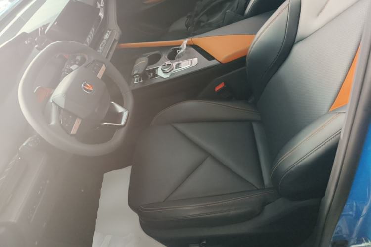 Used CHANGAN UNI-V 2022 1.5T Prestige Version Left Front Seat
