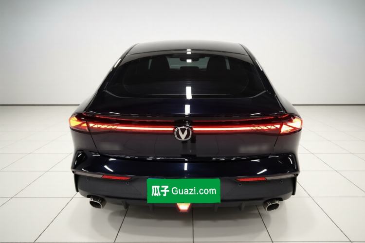 Used CHANGAN UNI-V 2022 1.5T Prestige Version Rear