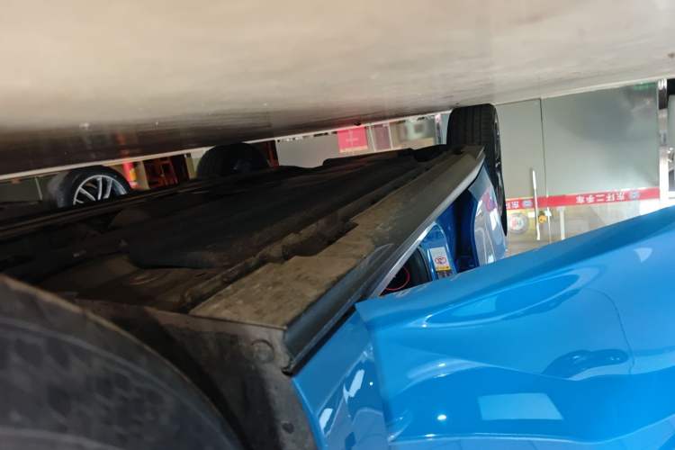 Used CHANGAN UNI-V 2022 1.5T Prestige Version Right Side Sill