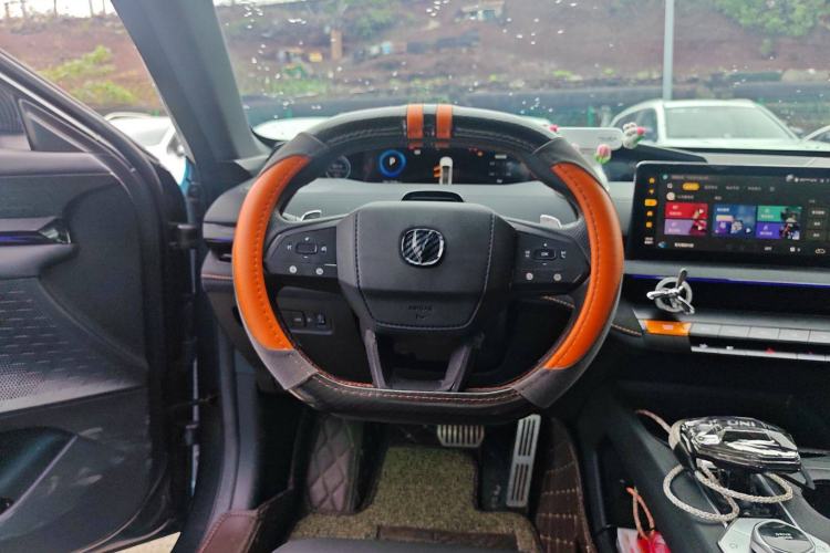 Used CHANGAN UNI-V 2022 1.5T Sport Edition Steering Wheel