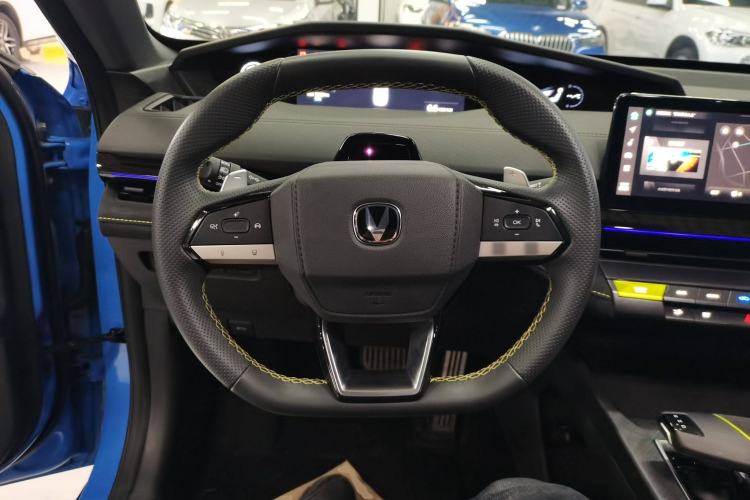Used CHANGAN UNI-V 2022 1.5T Sport Edition Steering Wheel