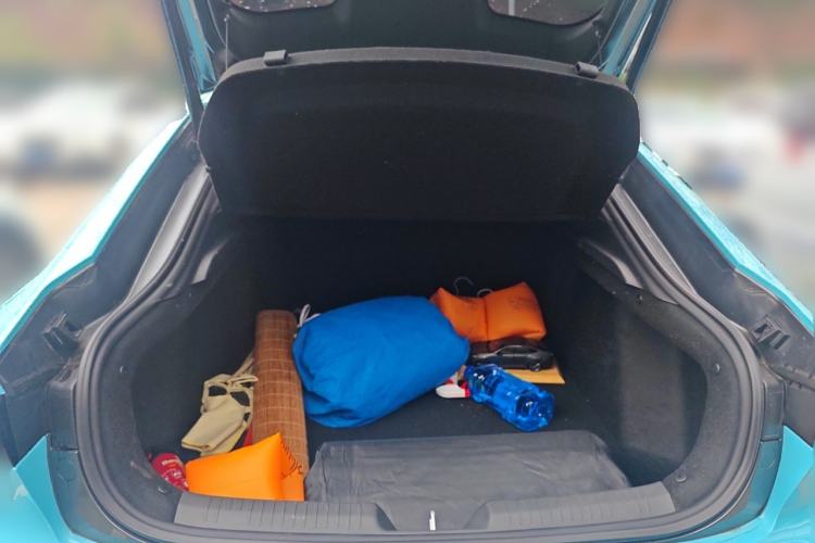 Used CHANGAN UNI-V 2022 1.5T Sport Edition Trunk
