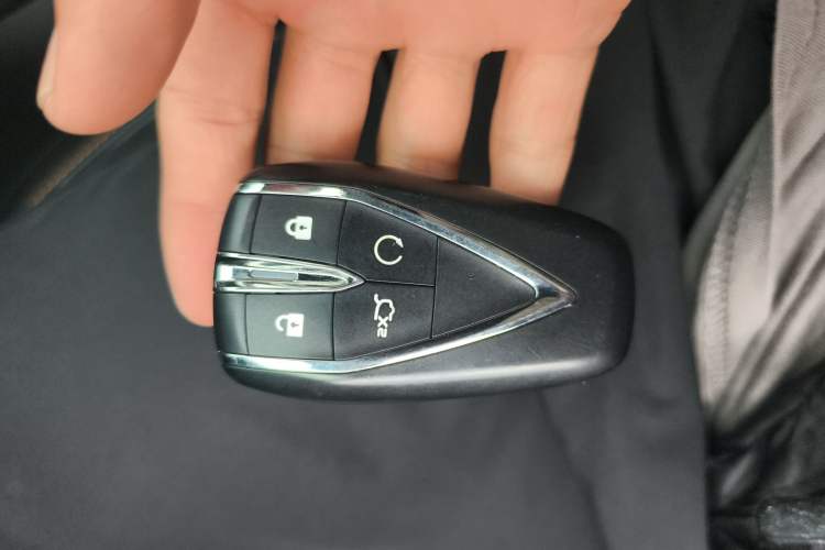 Used CHANGAN UNI-V 2022 1.5T Prestige Version Vehicle Key