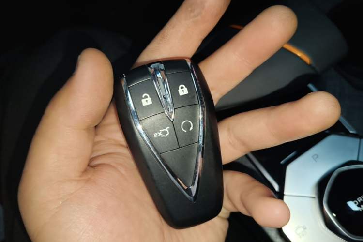 Used CHANGAN UNI-V 2022 1.5T Prestige Version Vehicle Key