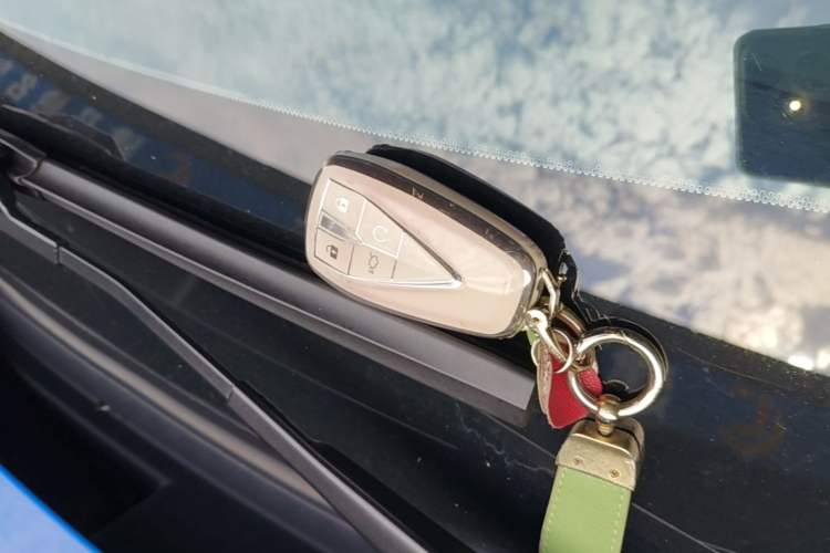 Used CHANGAN UNI-V 2022 1.5T Prestige Version Vehicle Key
