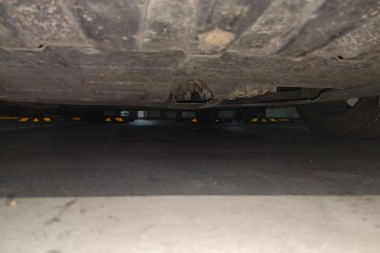Used CHANGAN UNI-V 2022 1.5T Prestige Version Chassis Front