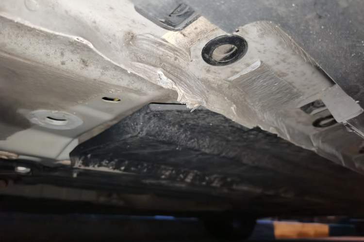 Used CHANGAN UNI-V 2022 1.5T Prestige Version Chassis Front Left