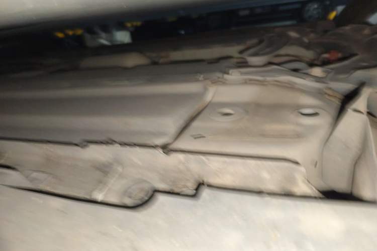 Used CHANGAN UNI-V 2022 1.5T Prestige Version Chassis Front Left