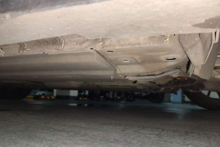 Used CHANGAN UNI-V 2022 1.5T Prestige Version Chassis Front Right