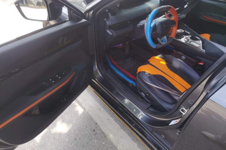 Used CHANGAN UNI-V 2022 1.5T Sport Edition Driver Seat