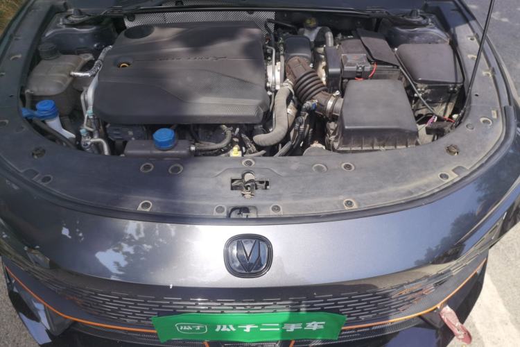 Used CHANGAN UNI-V 2022 1.5T Sport Edition Engine Bay
