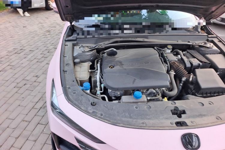 Used CHANGAN UNI-V 2022 1.5T Sport Edition Engine Bay Right