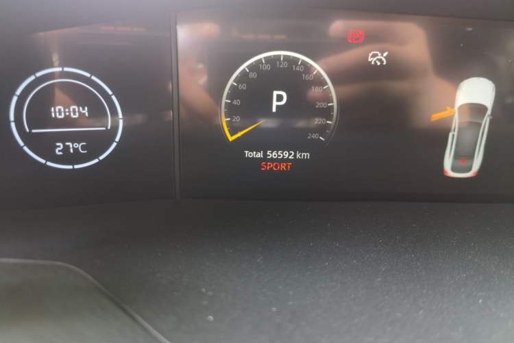 Used CHANGAN UNI-V 2022 1.5T Sport Edition Odometer Close Up