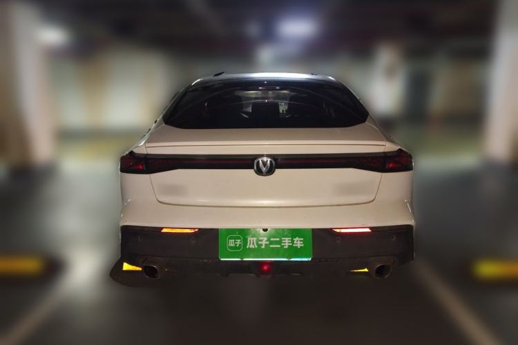 Used CHANGAN UNI-V 2022 1.5T Prestige Version Rear
