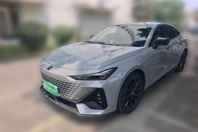 Used CHANGAN UNI-V 2022 1.5T Prestige Version
