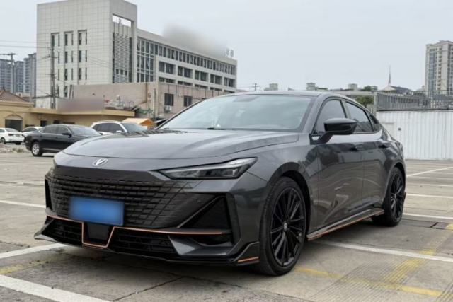 Used CHANGAN UNI-V 2022 1.5T Sport Edition
