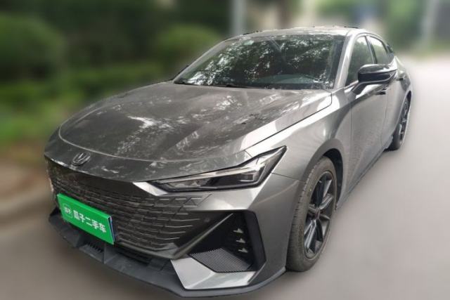 Used CHANGAN UNI-V 2022 1.5T Prestige Version