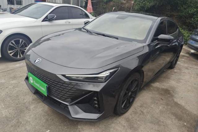 Used CHANGAN UNI-V 2022 1.5T Prestige Version