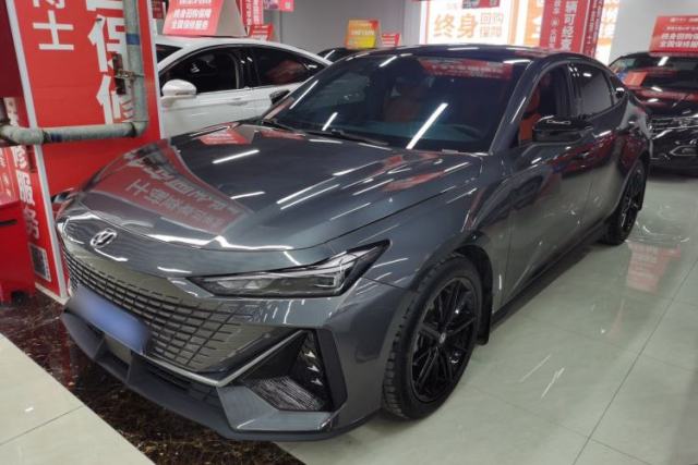 Used CHANGAN UNI-V 2022 1.5T Prestige Version