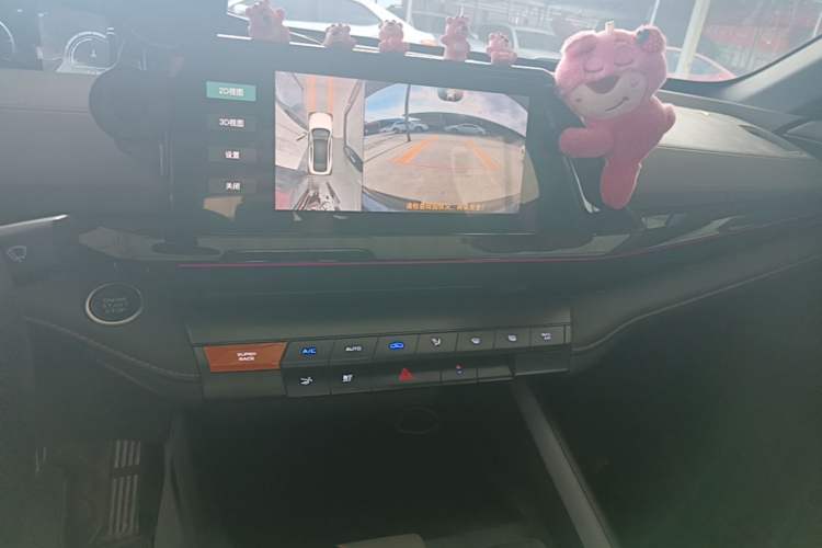 Used CHANGAN UNI-V 2022 1.5T Prestige Version Audio And AC Panel