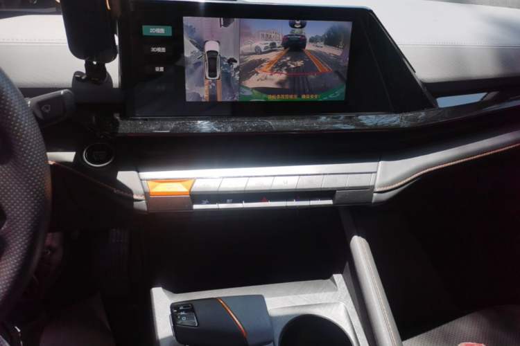 Used CHANGAN UNI-V 2022 1.5T Prestige Version Audio And AC Panel