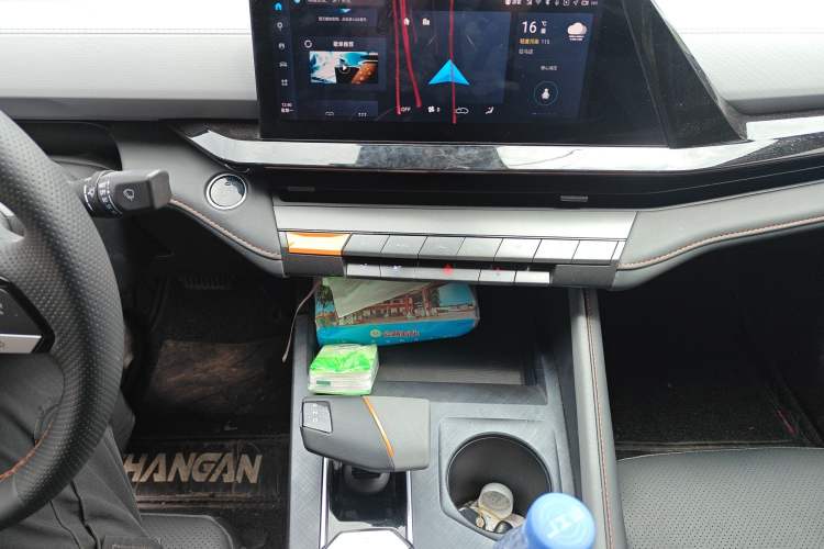 Used CHANGAN UNI-V 2022 1.5T Prestige Version Audio And AC Panel