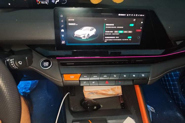 Used CHANGAN UNI-V 2022 1.5T Prestige Version Audio And AC Panel