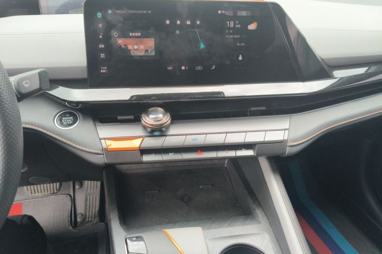 Used CHANGAN UNI-V 2022 1.5T Smart Navigation Version Audio And AC Panel