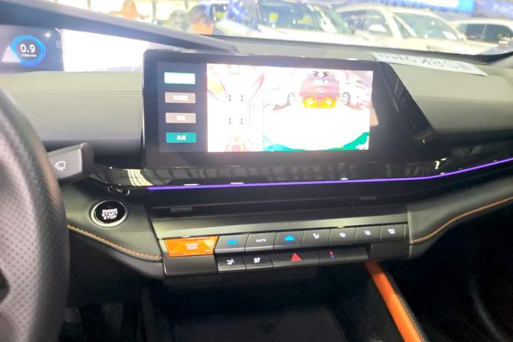 Used CHANGAN UNI-V 2022 1.5T Prestige Version Audio And AC Panel