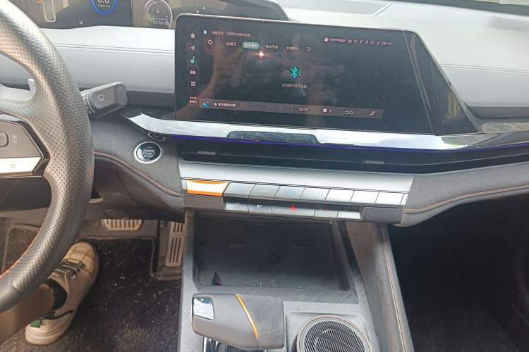 Used CHANGAN UNI-V 2022 1.5T Sport Edition Audio And AC Panel