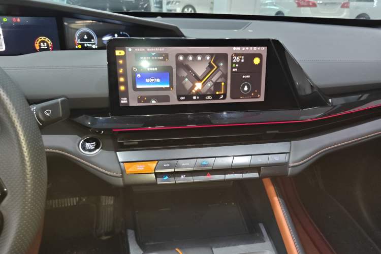 Used CHANGAN UNI-V 2022 1.5T Prestige Version Audio And AC Panel