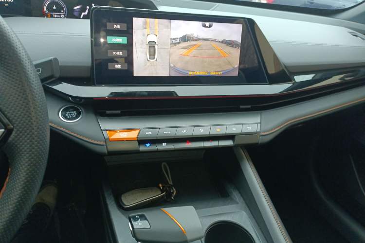 Used CHANGAN UNI-V 2022 1.5T Prestige Version Audio And AC Panel