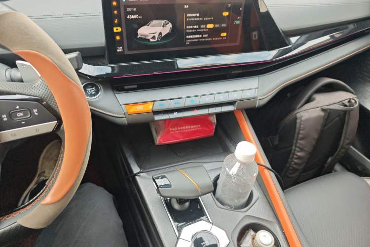 Used CHANGAN UNI-V 2022 1.5T Prestige Version Audio And AC Panel