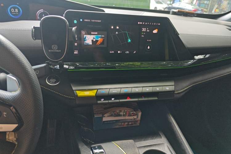 Used CHANGAN UNI-V 2022 1.5T Sport Edition Audio And AC Panel
