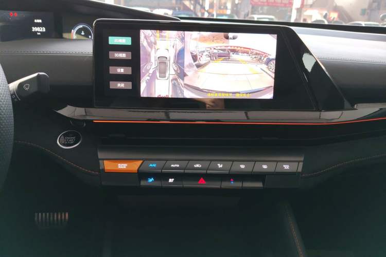 Used CHANGAN UNI-V 2022 1.5T Sport Edition Audio And AC Panel