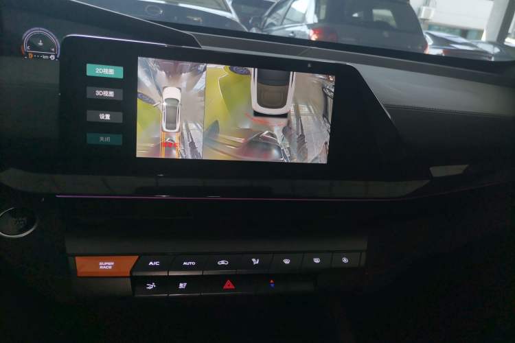 Used CHANGAN UNI-V 2022 2.0T Leading-Speed Edition Audio And AC Panel